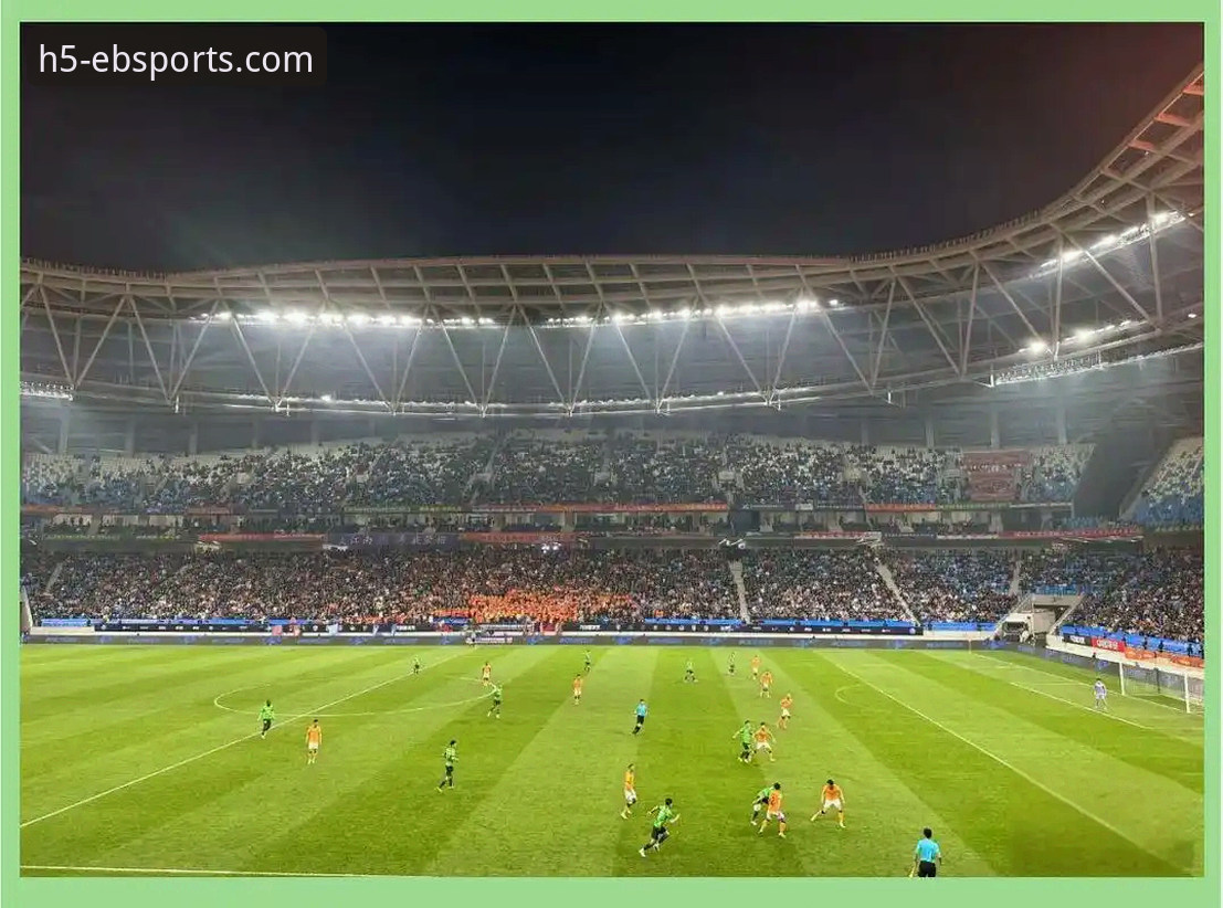 b体育平台视角：青岛海牛3-1爆冷上海海港，13年等待终迎复仇之战详解